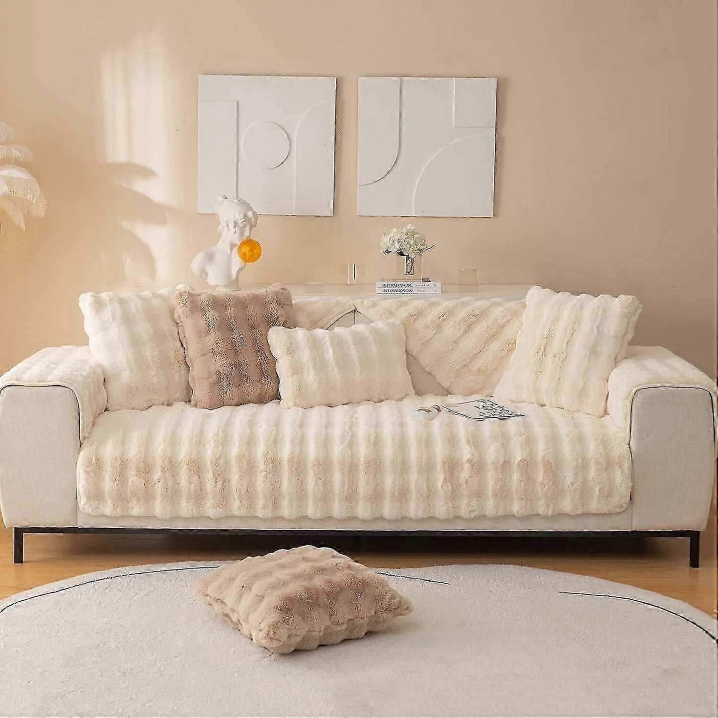 Krzneni fleker prljavo belo 70×150 cm – mekani i elegantni ukrasni prekrivač za dom