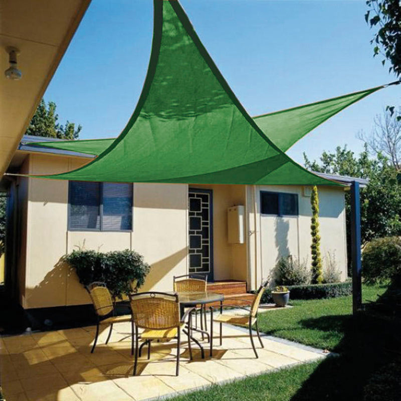 Tenda Ibiza za Dvorište – Elegantna Trouglasta Sjenica Protiv Sunca i Vrućine