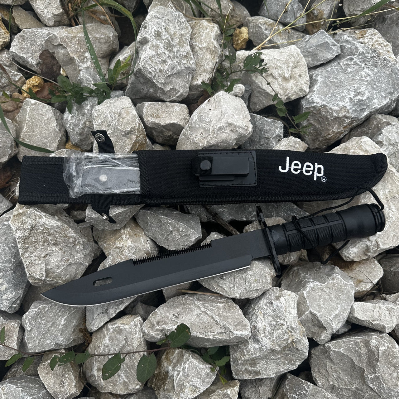 Jeep takticki noz za prezivljavanje