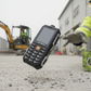 Land Rover Dual SIM Telefon – Otporan na Udarce i Jaka LED Lampa
