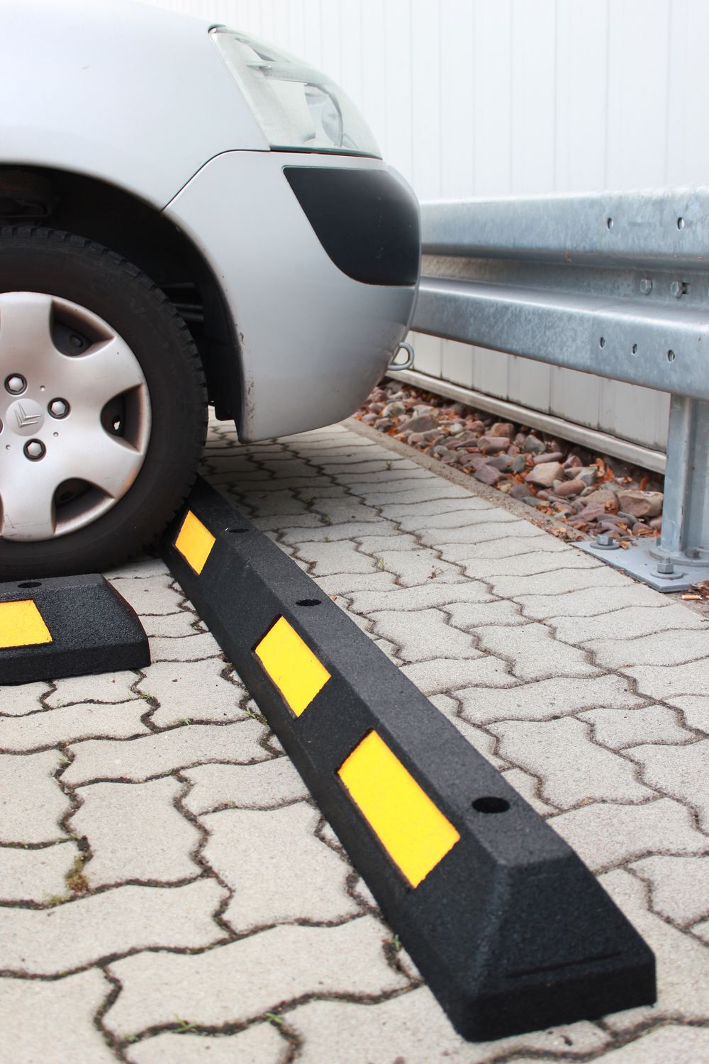 Parking stoper graničnik